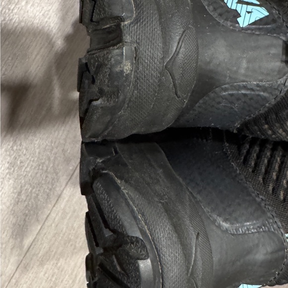 Hoka TOA Gore-Tex hiking shoes, women’s 8 - Picture 11 of 11